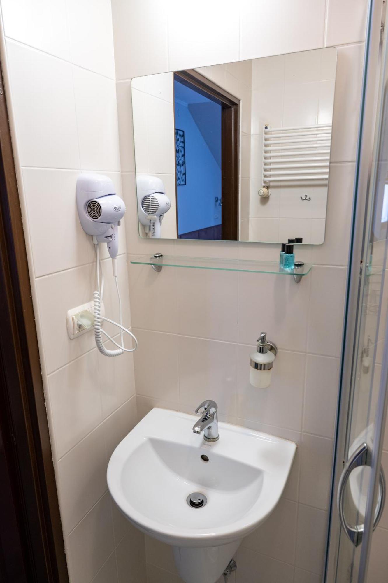 Hotel Duet Chelm Bagian luar foto