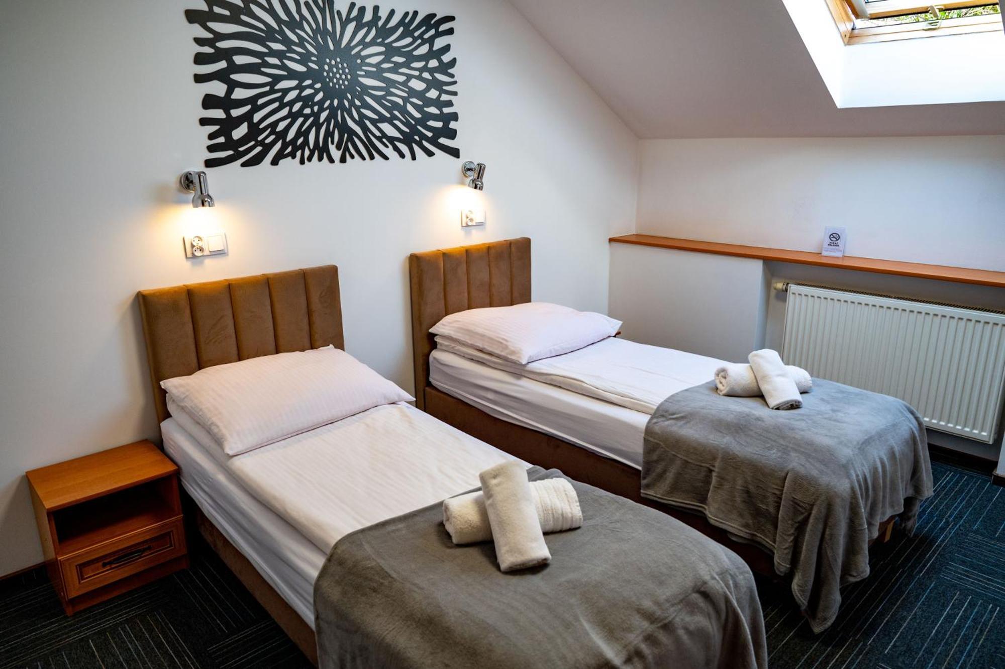 Hotel Duet Chelm Bagian luar foto