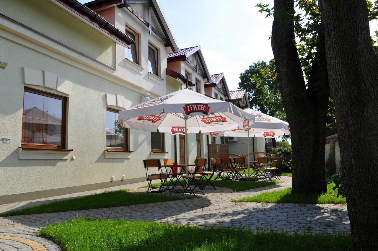 Hotel Duet Chelm Bagian luar foto
